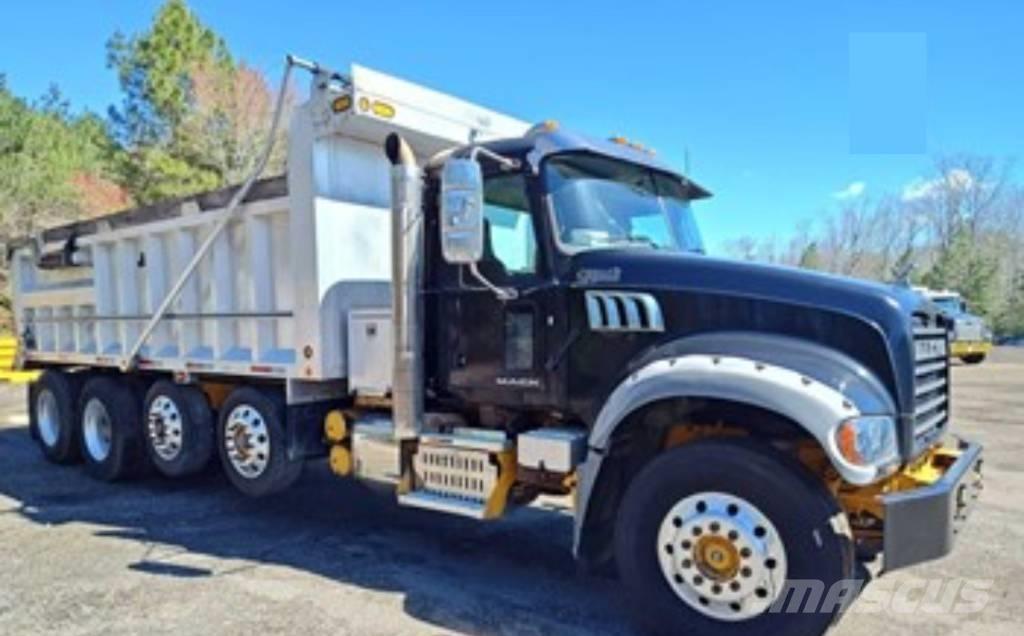Mack GU 713 Camiões basculantes