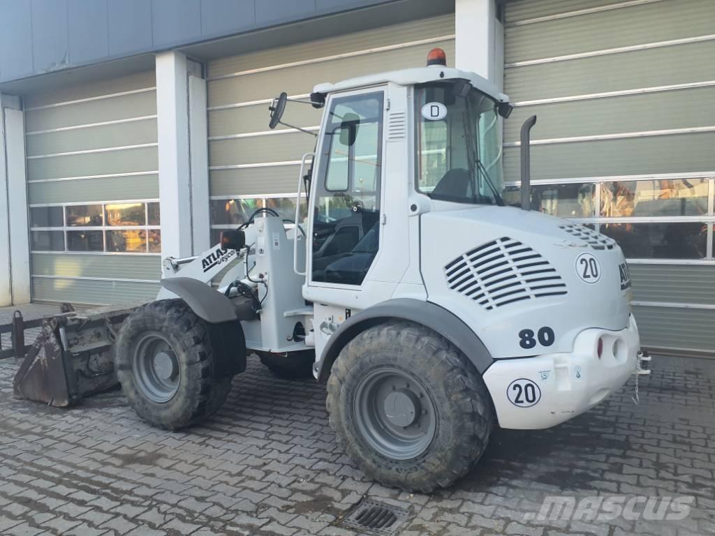 Atlas AR80 | PG + 4in1 Carregadeiras de rodas