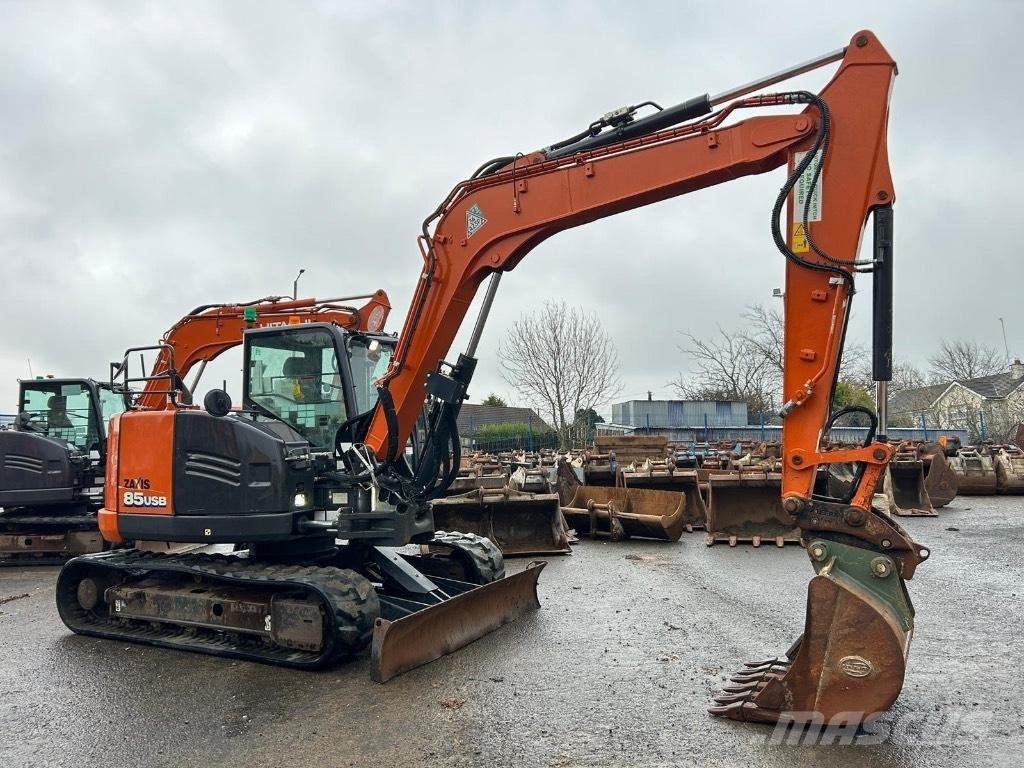 Hitachi ZX85 USB-6 Escavadoras Midi 7t - 12t