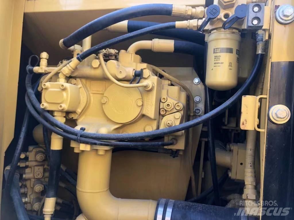 CAT 318C Escavadeiras de esteiras