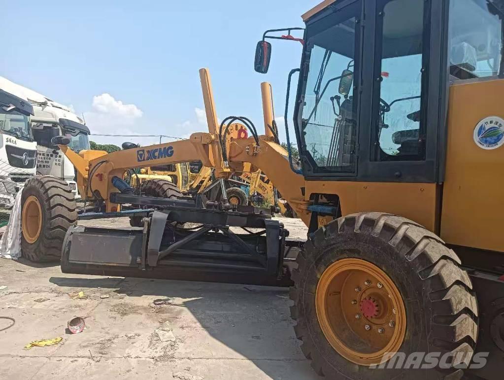 XCMG GR 1803 Motoniveladoras