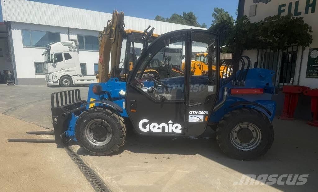 Genie GTH 2506 Manipulador telescópico