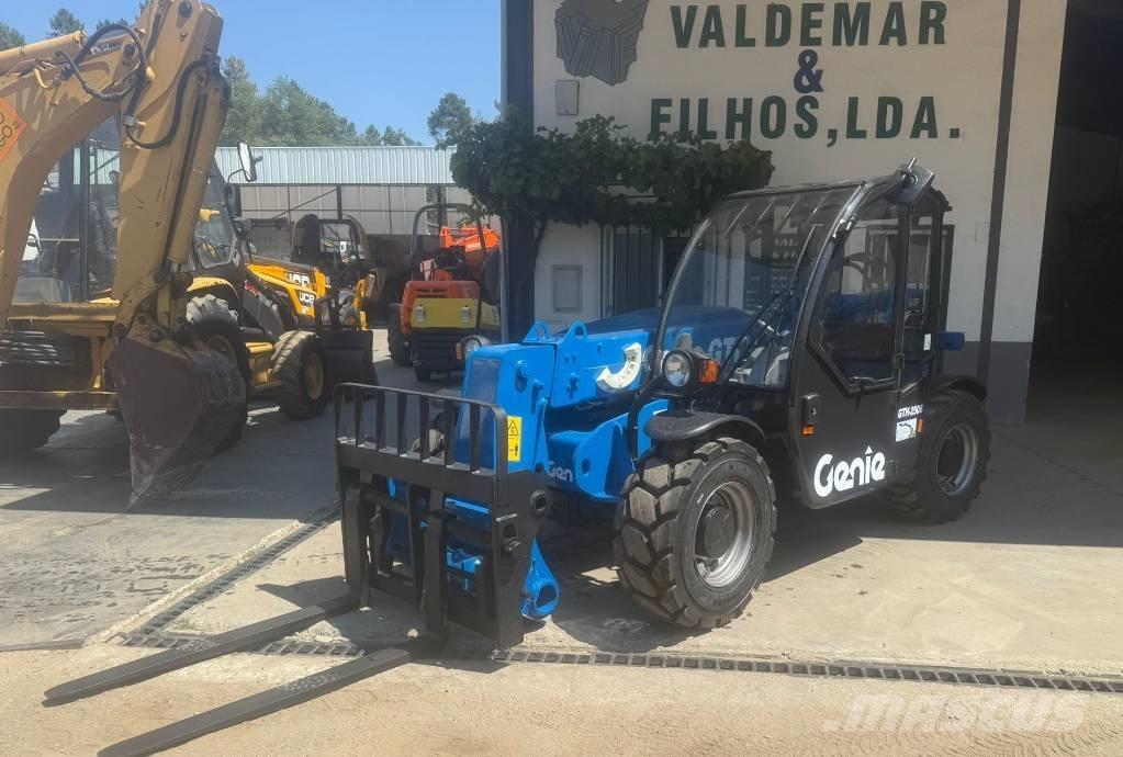 Genie GTH 2506 Manipulador telescópico