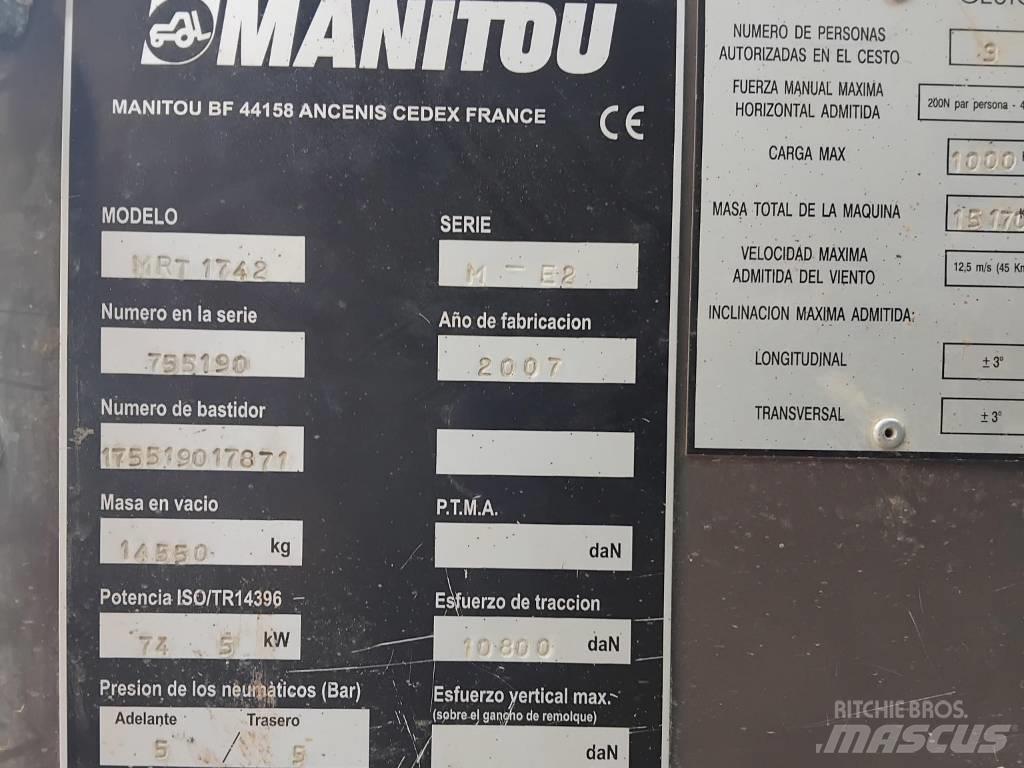 Manitou MRT1742 Manipulador telescópico