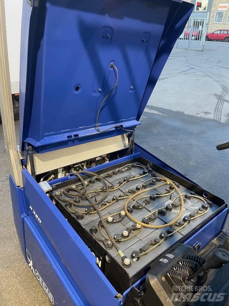 Cesab B320 Empilhadores eléctricos
