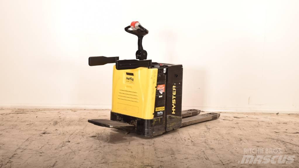 Hyster P 2.0 S Porta-paletes com plataforma