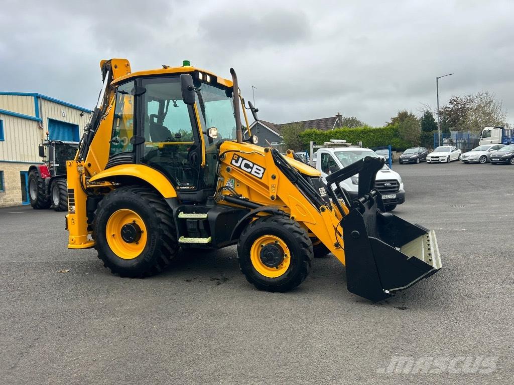 JCB 3CX 81kW / 108 BHP Retroescavadeiras