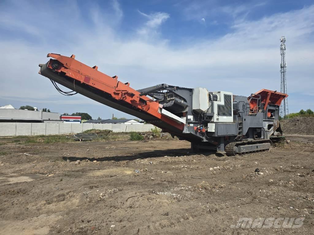 Sandvik QJ 341 Britadores móveis