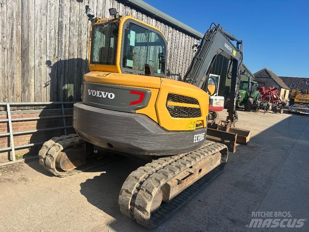 Volvo EC 88 Escavadoras Midi 7t - 12t
