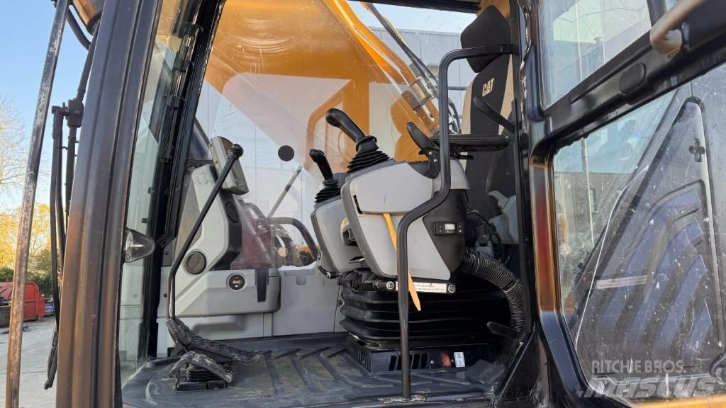 CAT 352 F Escavadeiras de esteiras