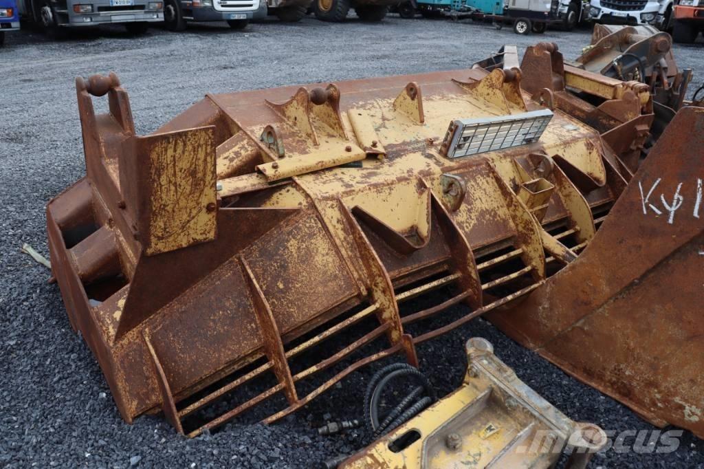 CAT D 6 H XL Dozers - Tratores rastos