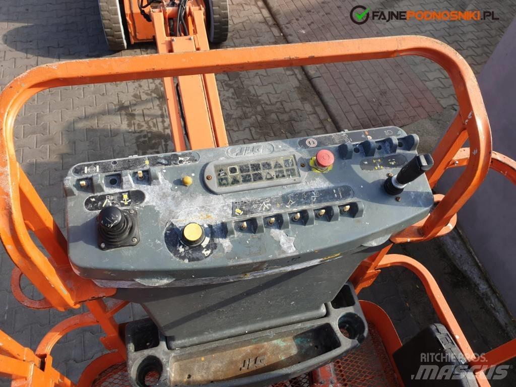 JLG E 300 AJP Elevadores braços articulados