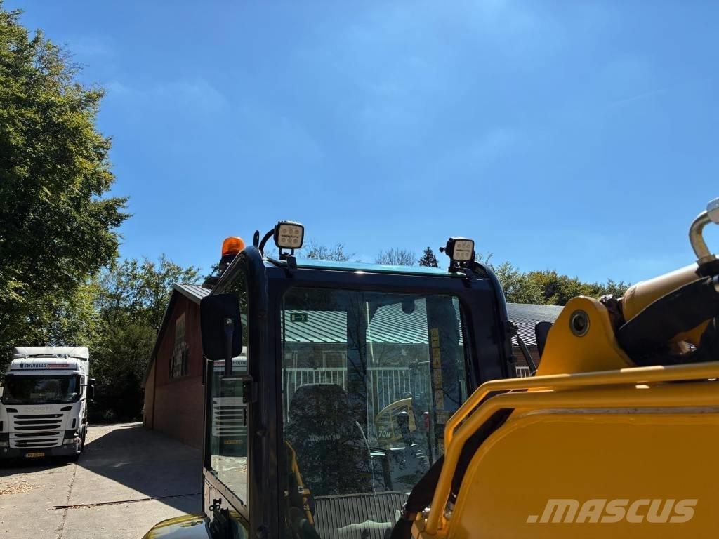 Komatsu PC26MR-5 Miniescavadeiras
