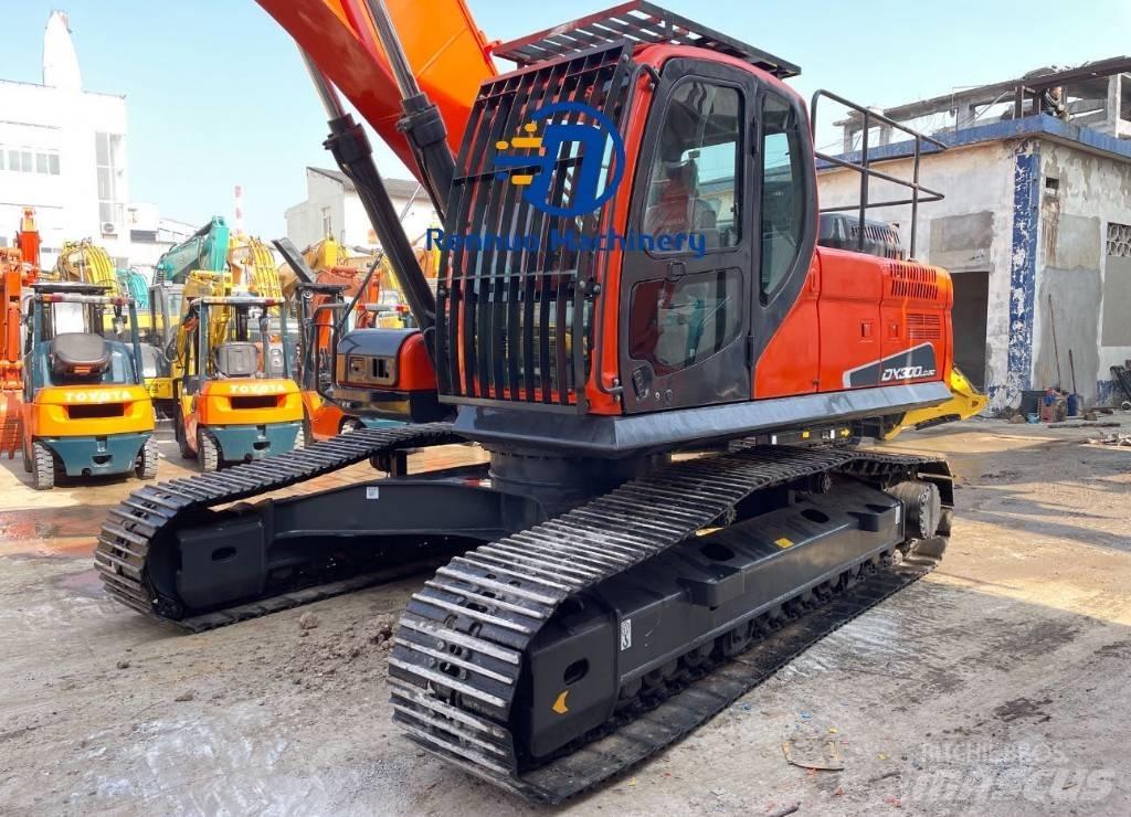 Doosan DX 300 Escavadeiras de esteiras