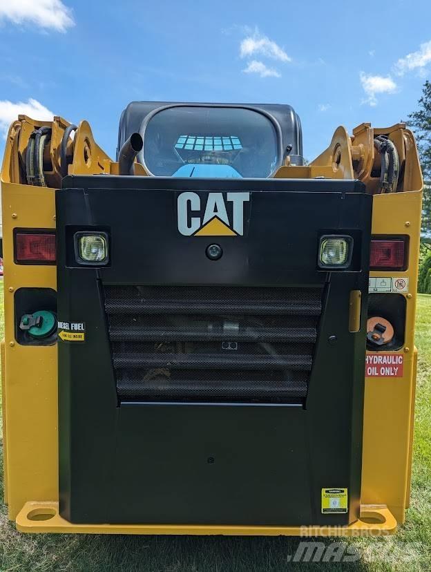 CAT 226 D Minicarregadeiras