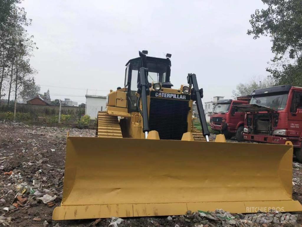 CAT D6H Dozers - Tratores rastos