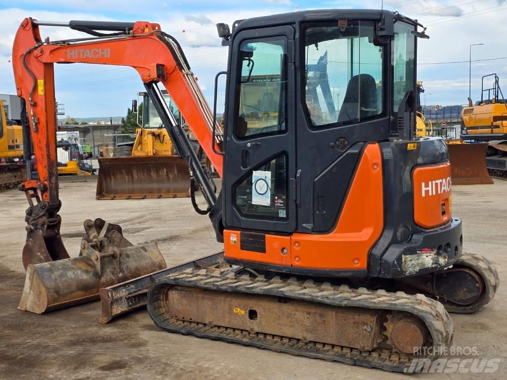 Hitachi ZX55U-5A CLR Miniescavadeiras