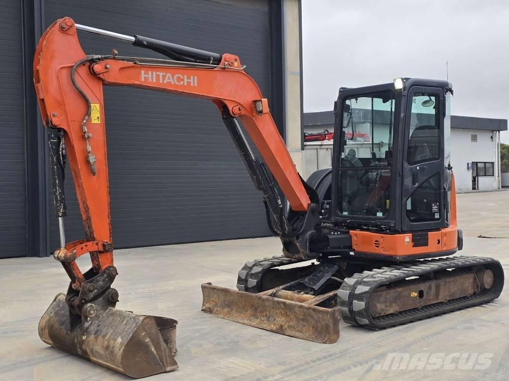 Hitachi ZX55U-5A CLR Miniescavadeiras