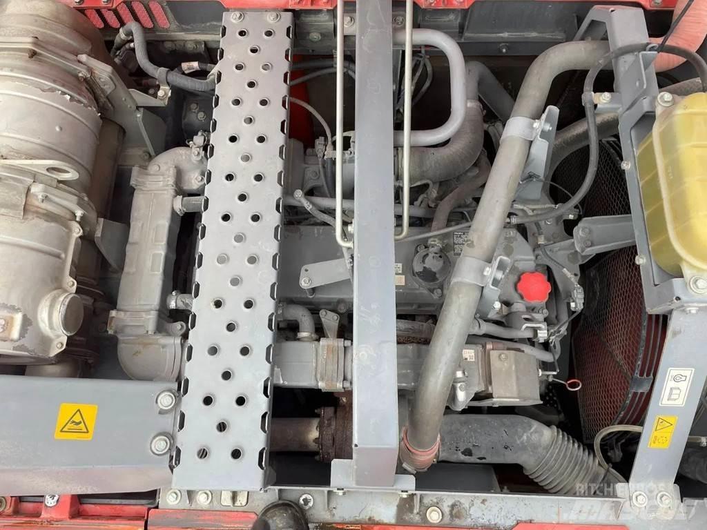 Hitachi ZX300LC-6 Escavadeiras de esteiras