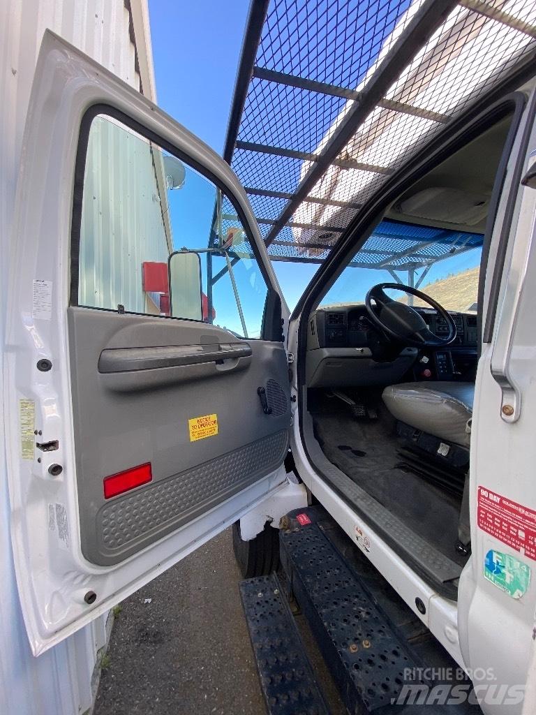 Ford F 750 SD Plataformas aéreas montadas em camião
