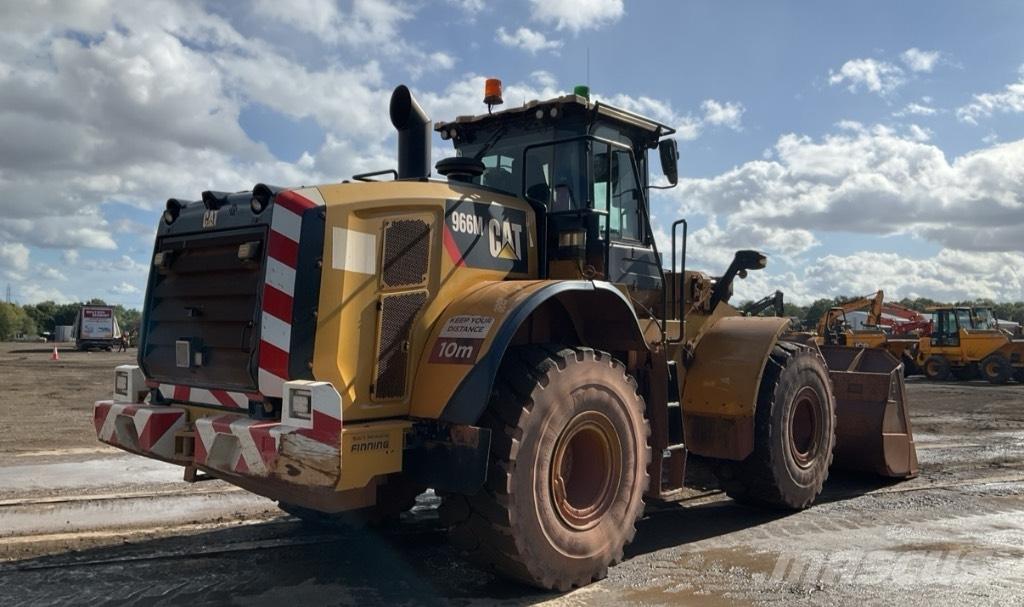 CAT 966 M Carregadeiras de rodas