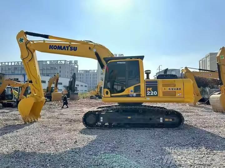 Komatsu PC 220 Escavadeiras de esteiras