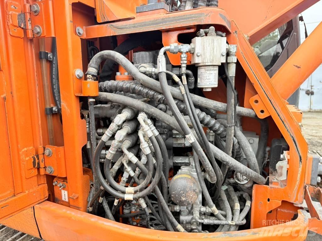 Doosan DX 140 LCR Escavadeiras de esteiras