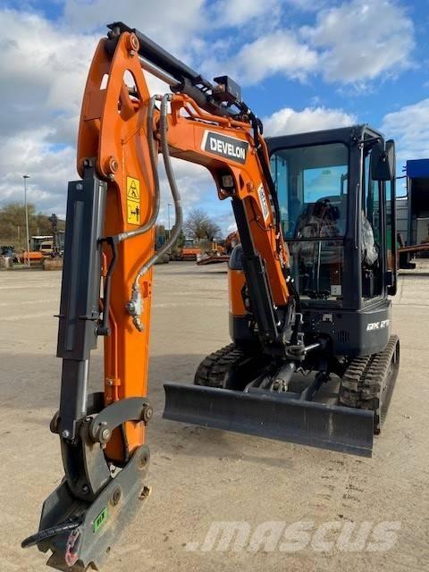 Develon DX 27 Z-7 Miniescavadeiras