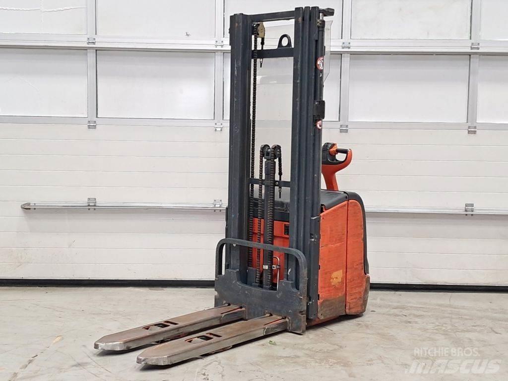 Linde L14 Empilhador para operador externo