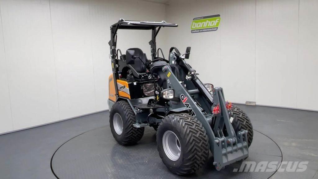 GiANT G2500 HD Carregadeiras de rodas