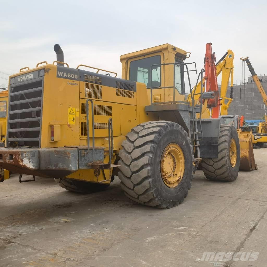 Komatsu WA 600-6 Carregadeiras de rodas