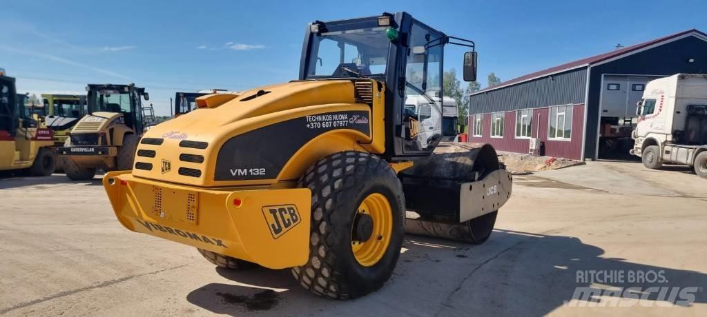 JCB VM 132 Compactadores para terra