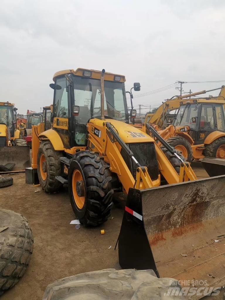 JCB 4 CX Retroescavadeiras