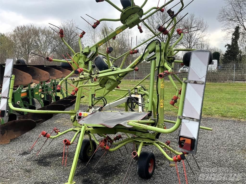 CLAAS VOLTO 770 Ancinho virador