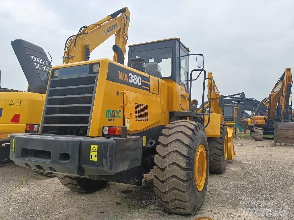 Komatsu WA 380 Carregadeiras de rodas