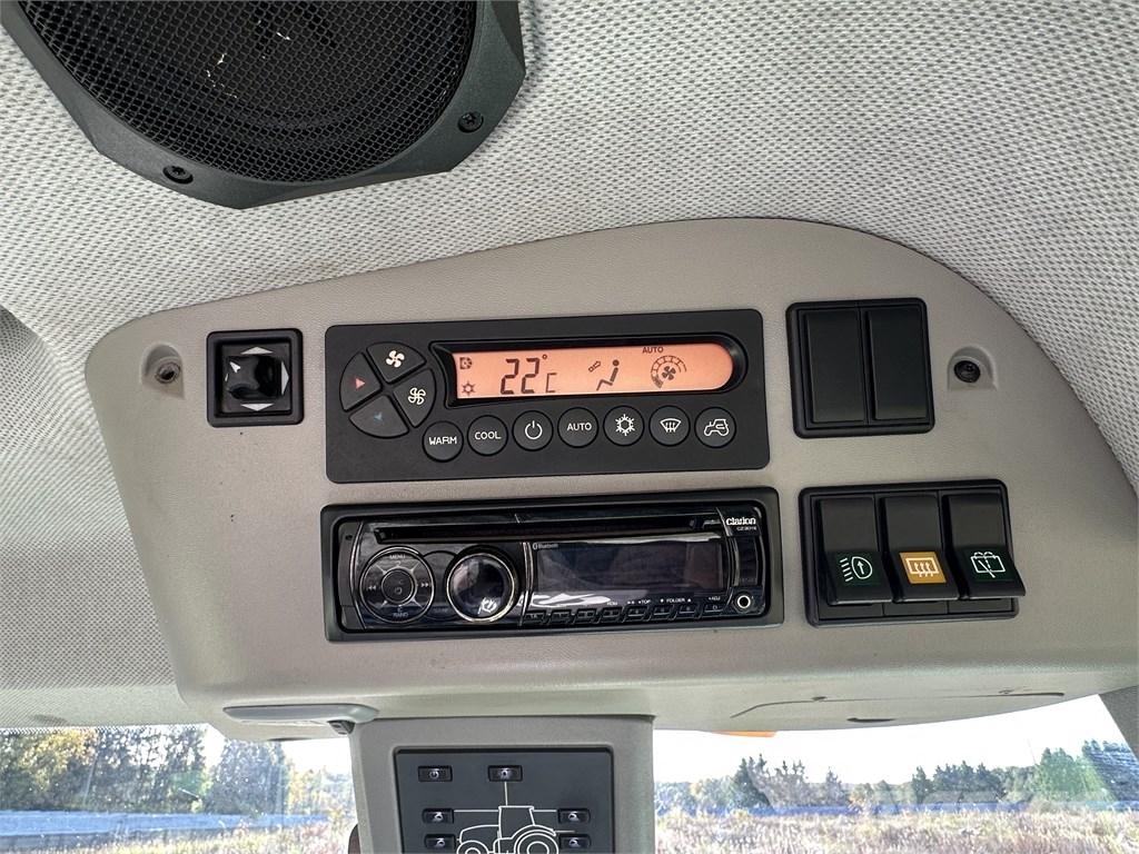 CLAAS Axion 840 Tratores Agrícolas usados