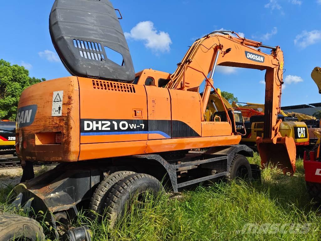 Doosan DH 210 W-7 Escavadoras de rodas
