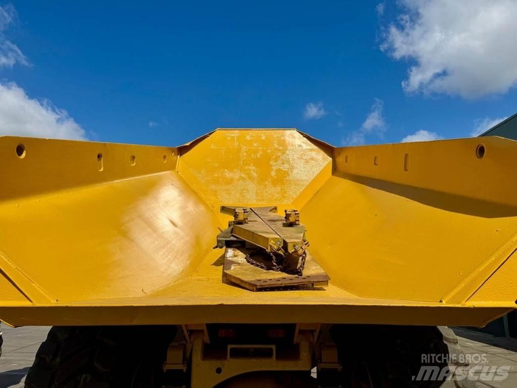 CAT 735 Dumpers de obras