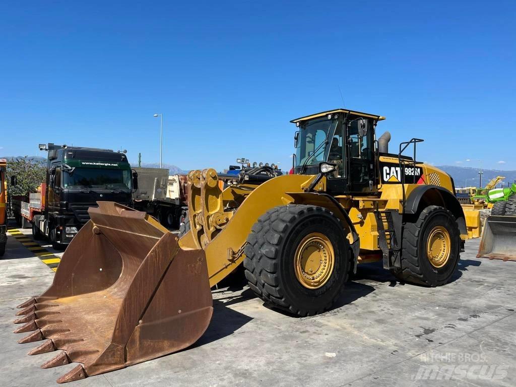CAT 982 M Carregadeiras de rodas