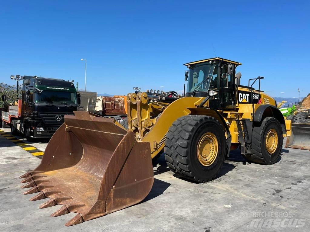 CAT 982 M Carregadeiras de rodas