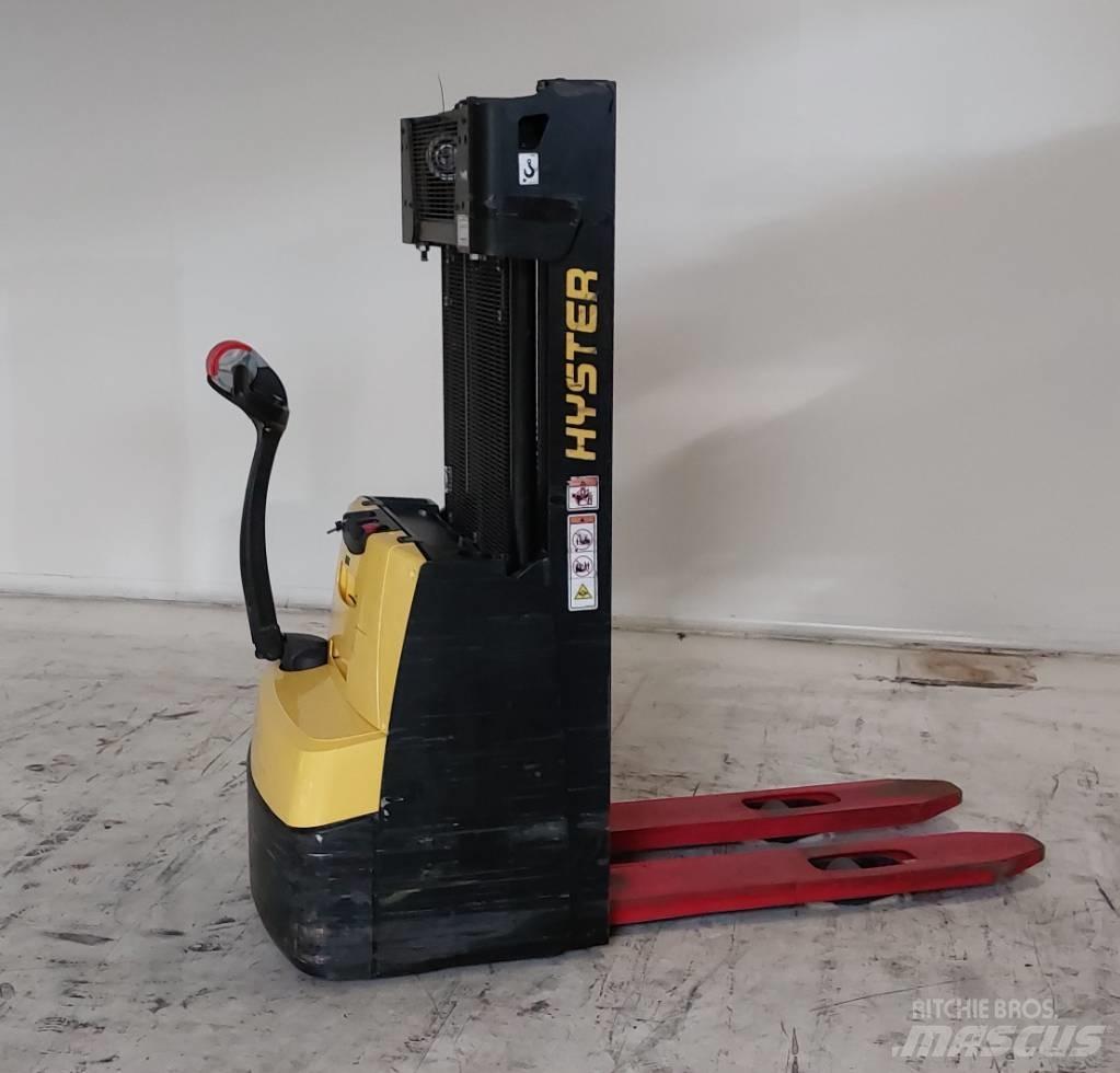 Hyster S 1.0 Empilhador para operador externo