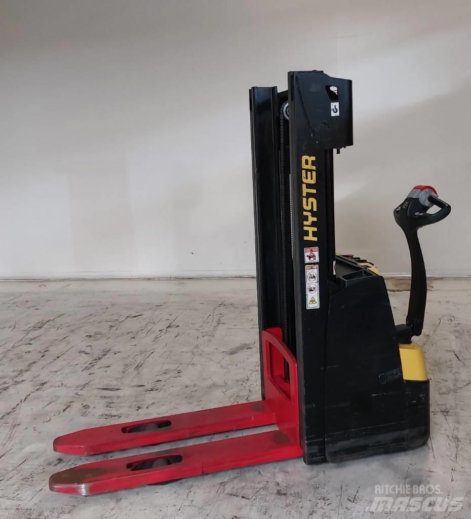 Hyster S 1.0 Empilhador para operador externo