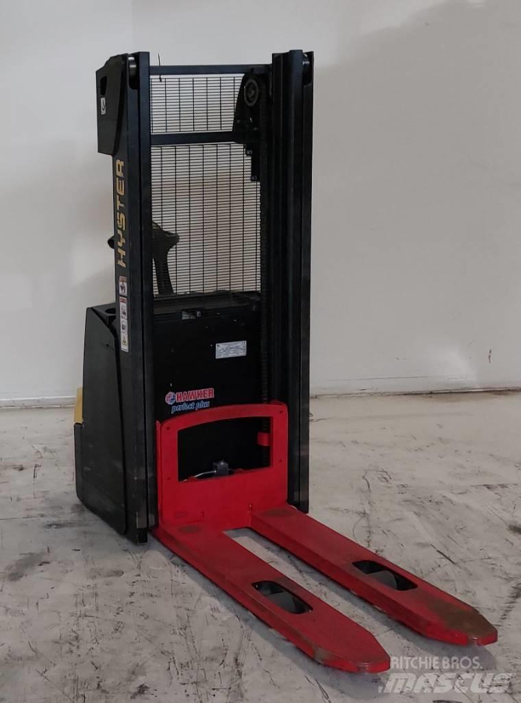 Hyster S 1.0 Empilhador para operador externo
