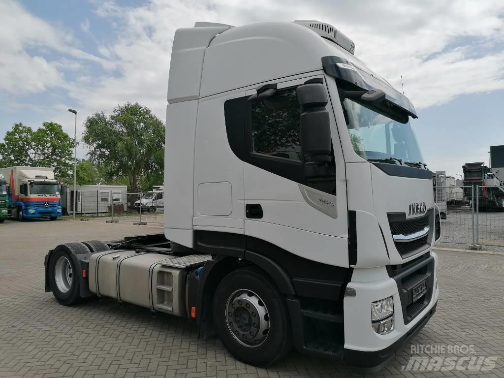 Iveco AS440ST/P Cavalos Mecânicos
