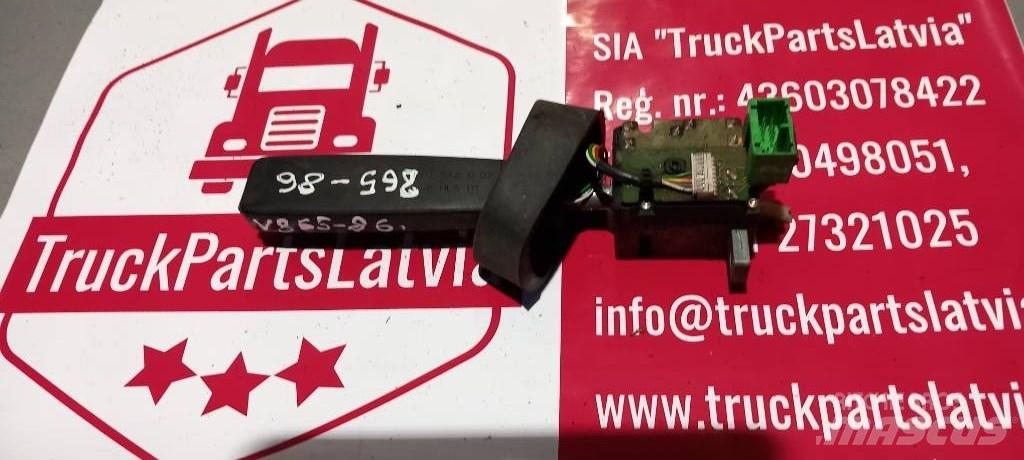 Volvo FH 12.  3944025 Cabines e interior