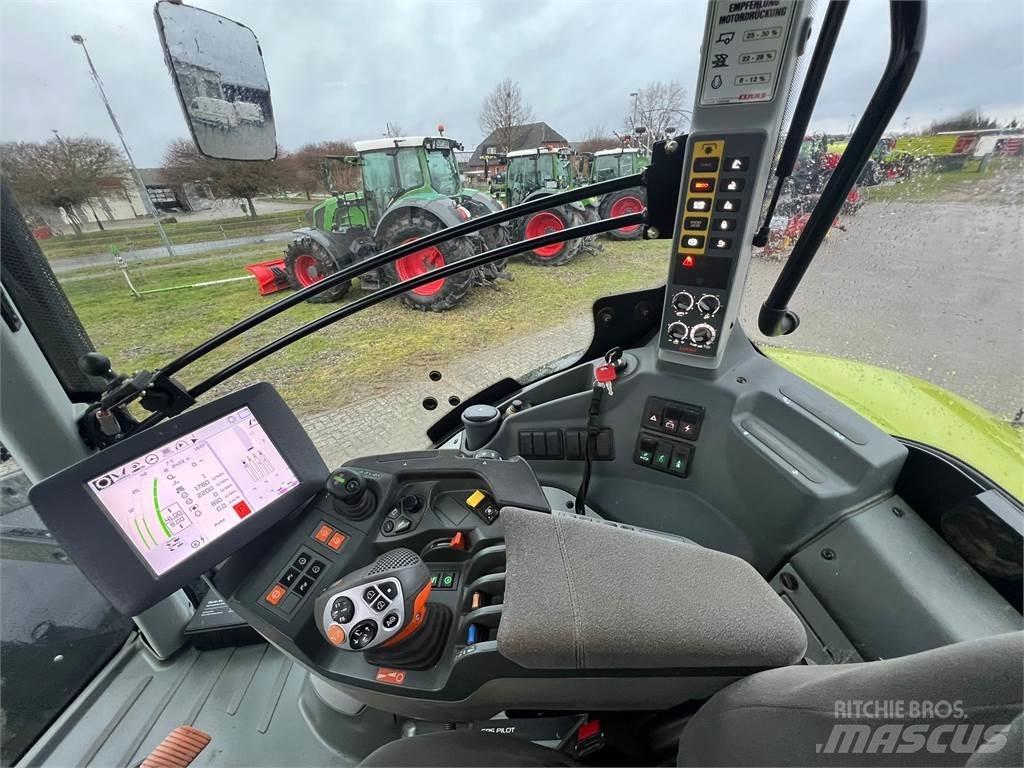 CLAAS Axion 930 Tratores Agrícolas usados