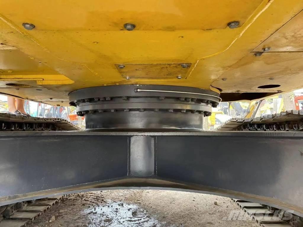 Komatsu PC240-8 Escavadeiras de esteiras