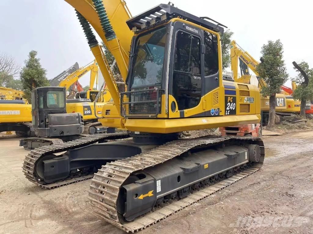 Komatsu PC240-8 Escavadeiras de esteiras
