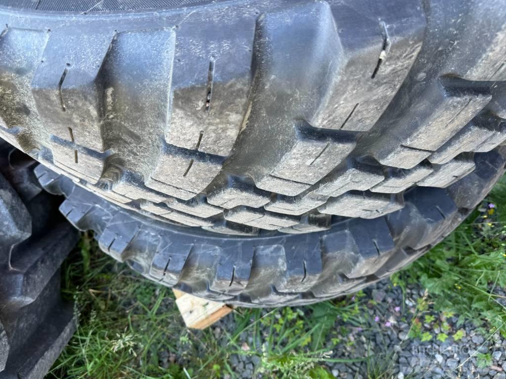 BKT 480/65 R28 IND Pneus Agrícolas