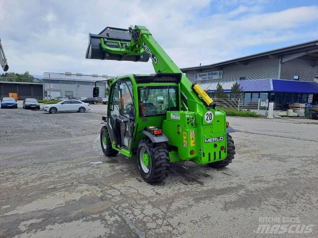 Merlo P 27.6 Plus Manipulador telescópico